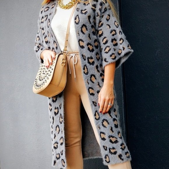 Leopard Print Super Soft Fuzzy Cardigan - Picture 6 of 7